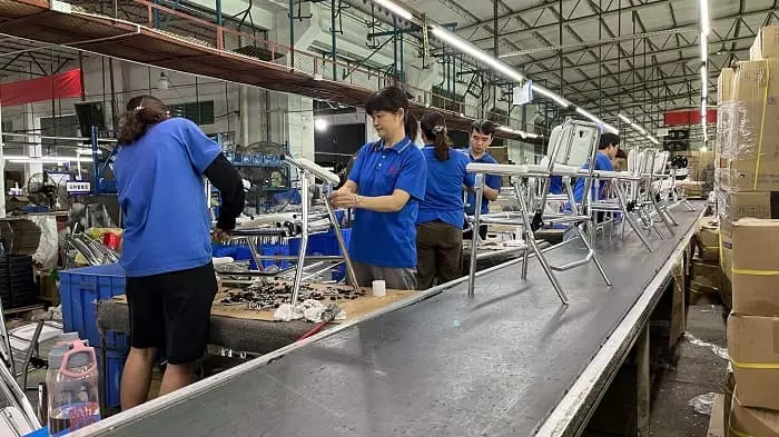 Jak si vybrat nejlepší křeslo do sprchy pro vaši firmu?